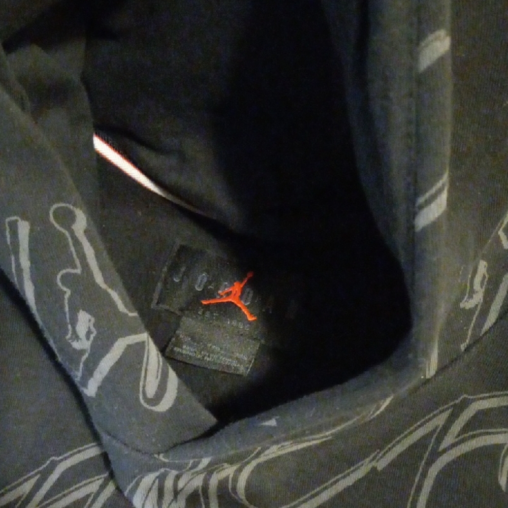 Jordan Black V-Neck Sweater with Subtle Script Pattern - Picture 4 of 5